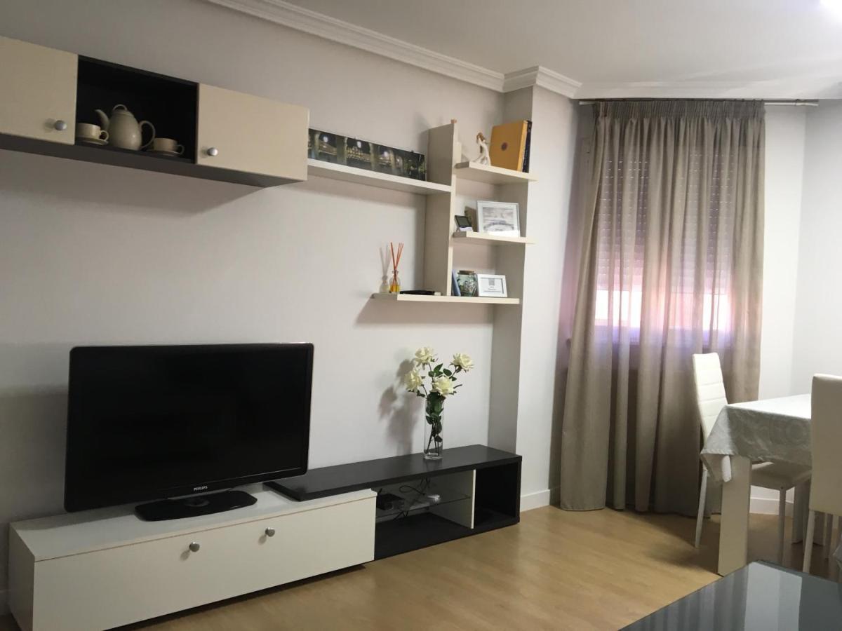 Apartamento Vut Santa Marta Santa Marta de Tormes Exterior foto